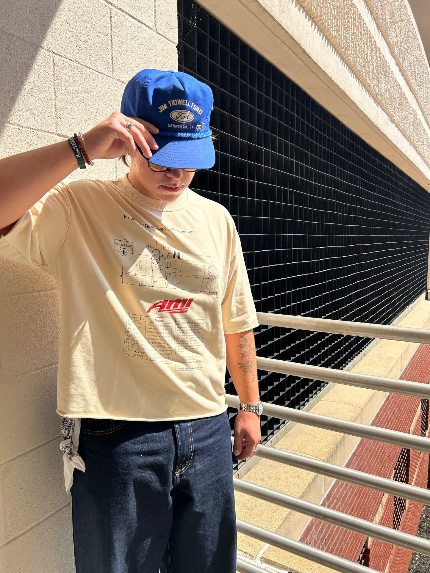 013 u47 schematic / cream + cropped (ss)